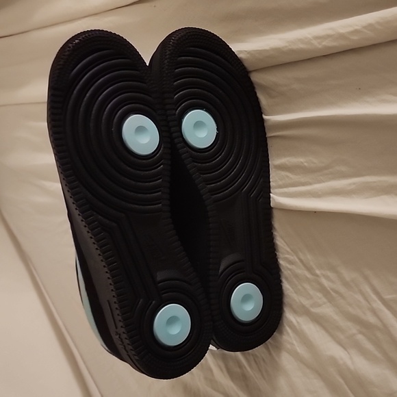 Tiffany Nike Air Force ones - Picture 7 of 7